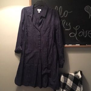 Old navy blue striped dress. Size large in Euc